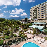 富士山温泉　ホテル鐘山苑外観