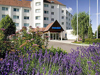 m{e {[k NOVOTEL BEAUNE