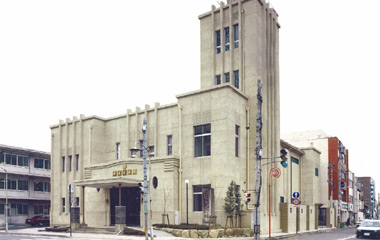 越前市武生公会堂記念館。