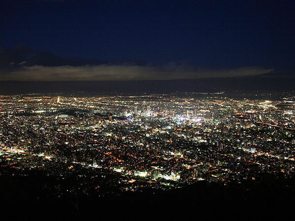 新日本三大夜景選出。藻岩山
