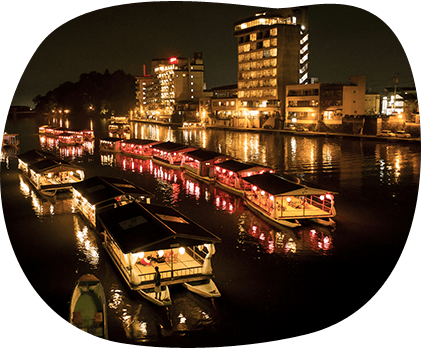 三隈川の遊船