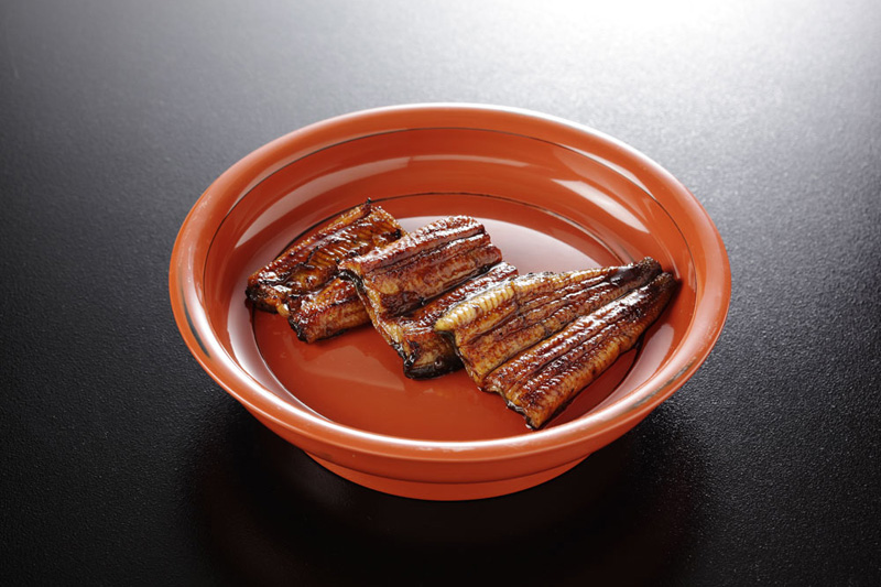 創業より代々受け継がれる伝統の味、名物「鰻の蒲焼き」 photo