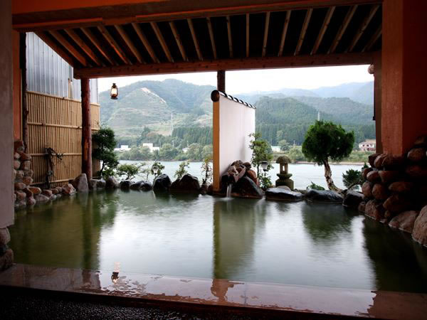 咲花温泉　碧水荘