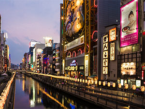 大阪有数の観光名所、道頓堀で快適ステイを