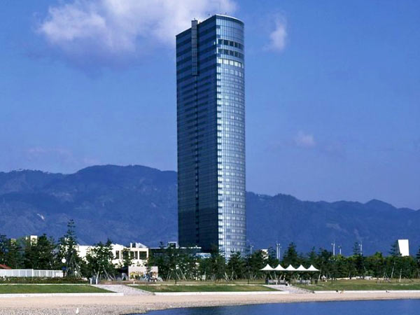 大津プリンスホテル（2016年4月1日びわ湖大津プリンスホテルに名称変更）