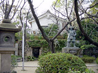 三光神社真田幸村像