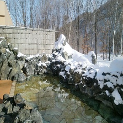 Yuyado Kuttari Onsen Lake Inn
