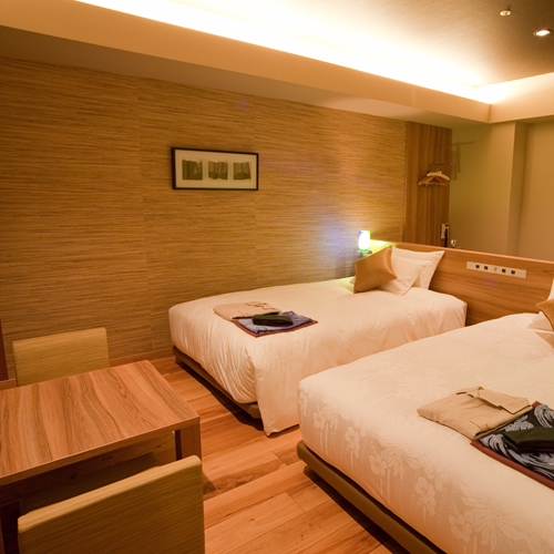 Standard Ocean View Twin Room with Balcony