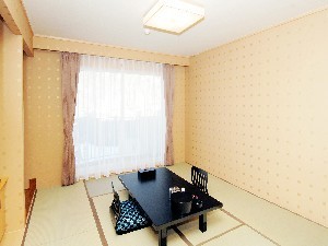 Standard Mountain View Japanese-Style Room