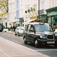 イギリス