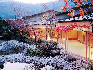 会津芦ノ牧温泉・丸峰　離れ山翠