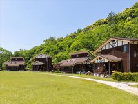 湖畔の宿 緑水園 虹の村コテージ(南部町バンガロー)