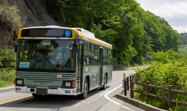 往復の路線バス 