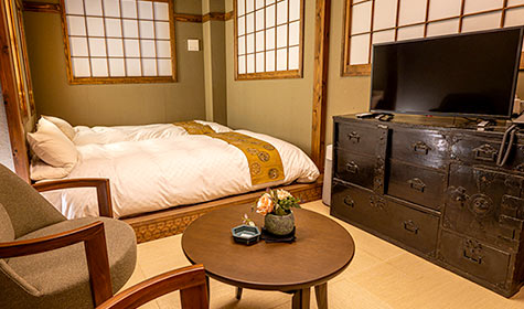 京都の宿　ぎをんの月