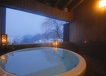 5つの貸切風呂と13の無料サービスを楽しめる宿　高山観光ホテル