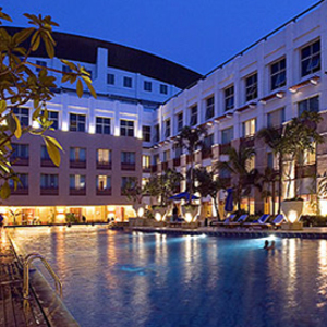 NOVOTEL　JAKARTA　MANGGA　DUA　SQUARE