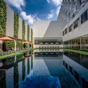 MANDARIN　HOTEL　MANAGED　BY　CENTRE　POINT