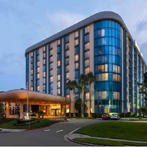EMBASSY　SUITES　BY　HILTON　SAN　FRANCISCO　AIRPORT