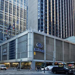THE　HILTON　CLUB　-　NEW　YORK