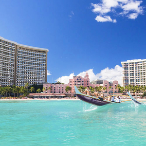 WAIKIKI　BEACHFRONT　AT　SHERATON　HOTELS