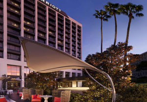 BEVERLY　HILLS　MARRIOTT