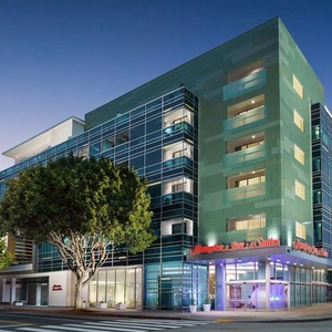 HAMPTON　INN　AND　SUITES　LOS　ANGELES/SANTA　MONICA,CA