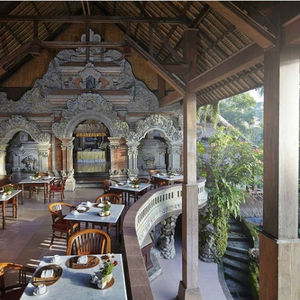 Hotel　Tjampuhan　Spa