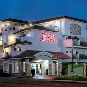 HAMPTON　INN　AND　SUITES　HERMOSA　BEACH