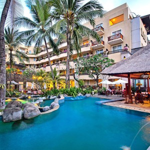 Kuta　Paradiso　Hotel