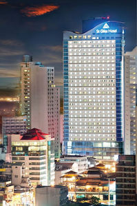ST　GILES　MAKATI　A　ST　GILES　HOTEL，　MANILA