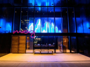 MOXY　NYC　DOWNTOWN
