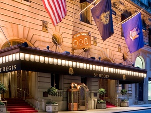 THE　ST.　REGIS　NEW　YORK