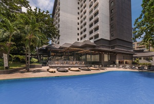 SEDA　AYALA　CENTER　CEBU