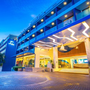Hotel　Clover　Patong　Phuket