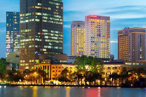 SHERATON　SAIGON　GRAND　OPERA　HOTEL