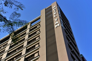 ヤム・ラーゴムホテル高雄（塩・泊思行旅高雄）