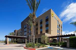 SunCoast　Park　Hotel　Anaheim,　Tapestry　Collection
