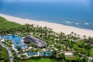 NEW　WORLD　HOIANA　BEACH　RESORT