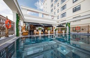 MONARQUE　HOTEL