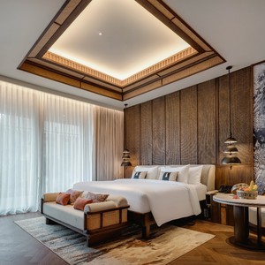 THE　MERU　SANUR