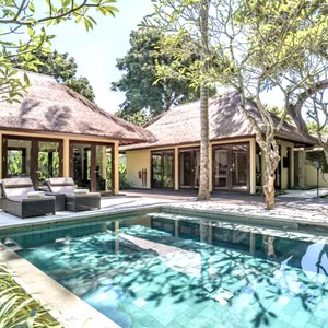 KAYUMANIS　NUSA　DUA　PRIVATE　VILLA　＆　SPA