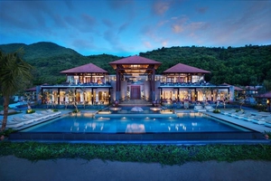 BANYAN　TREE　LANG　CO
