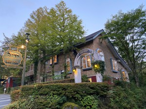 夫婦で夜サファリ 富士サファリパーク周辺でレイトチェックイン可の宿 Country Hotel Redfoxの口コミ だれどこ