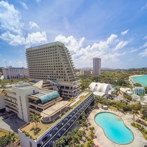 PACIFIC　STAR　RESORT　AND　SPA　