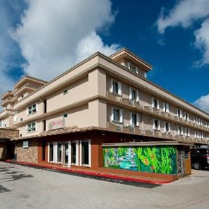 WYNDHAM　GARDEN　GUAM