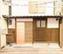 京都東山商店街の町家　＾