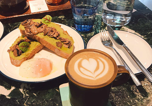 当日の特選豆コーヒーメニューあり