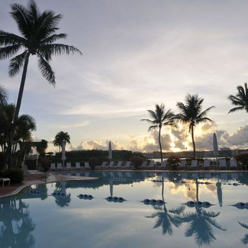 HILTON GUAM RESORT AND SPA(ヒルトン グアム リゾート アンド スパ)