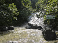 カムイワッカ湯の滝・写真