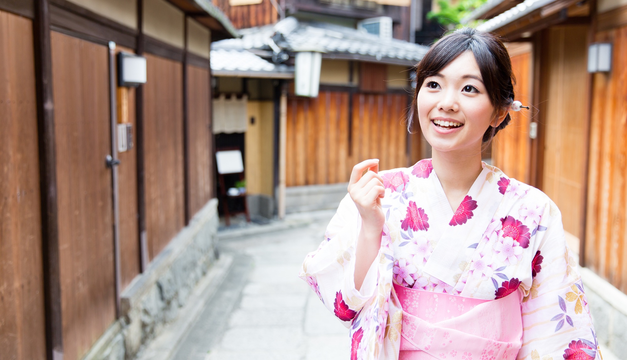 时尚与传统的融合 穿浴衣 游日本